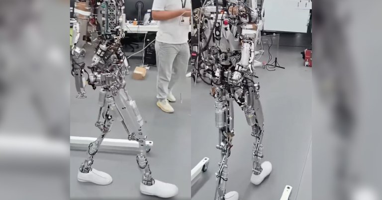 Electric vehicle company XPeng has released a video of its "Iron" robot without skin, and the results are pretty disturbing.