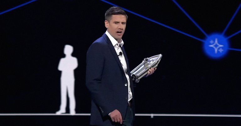 Blue Origin showed off a device that it claims can store energy from hot Moon dust inside a battery. We have questions.