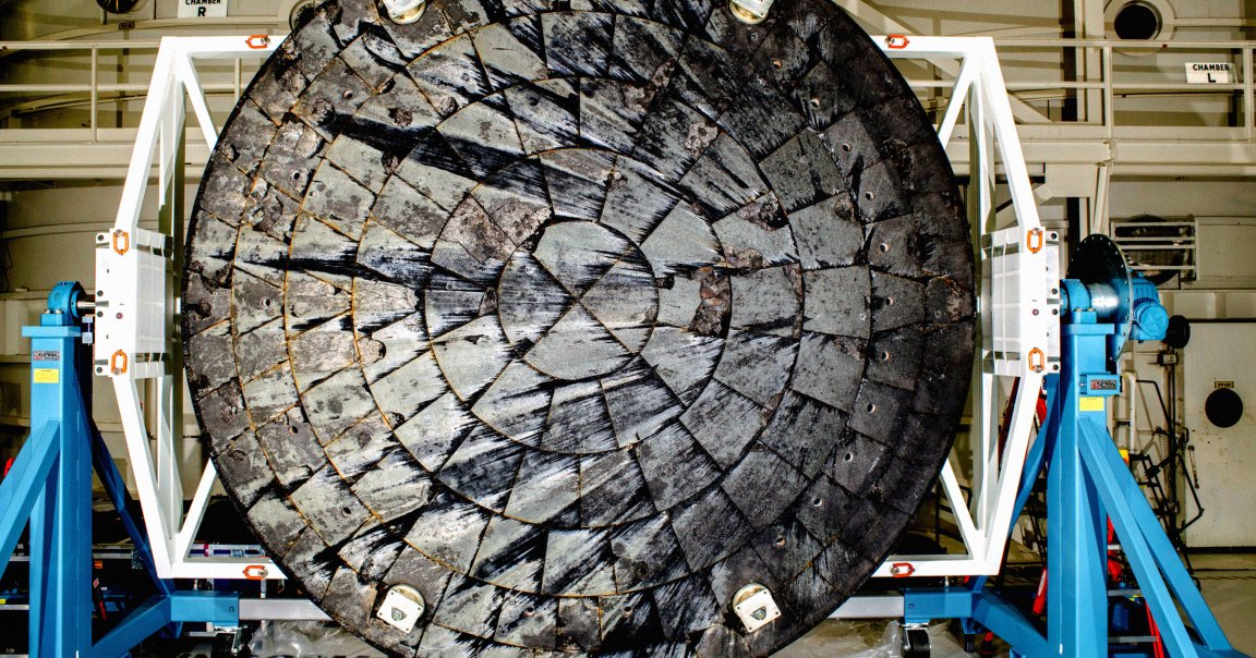 Some experts aren't convinced of NASA's reassurances that the Orion spacecraft, which will house its Moon astronauts, is safe to use.