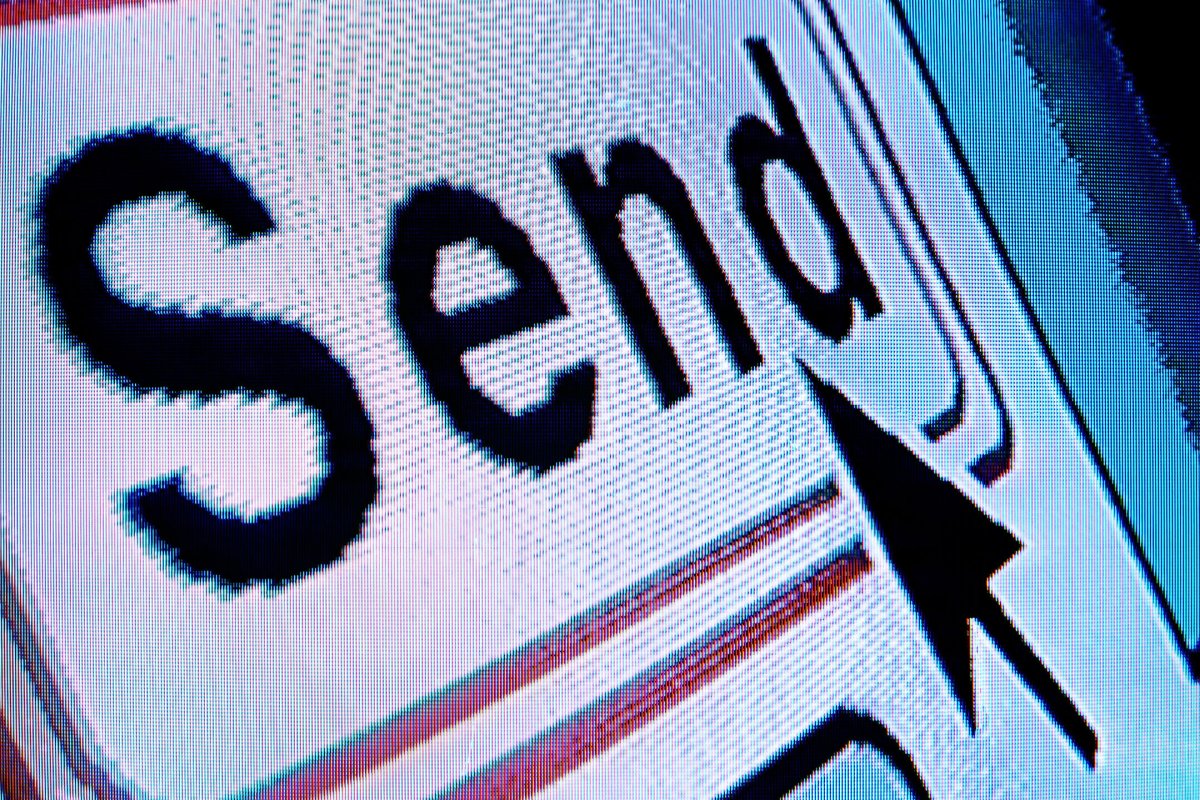 Barrage of Emails From AI Politics Platform Defeats Clean Air Initiative