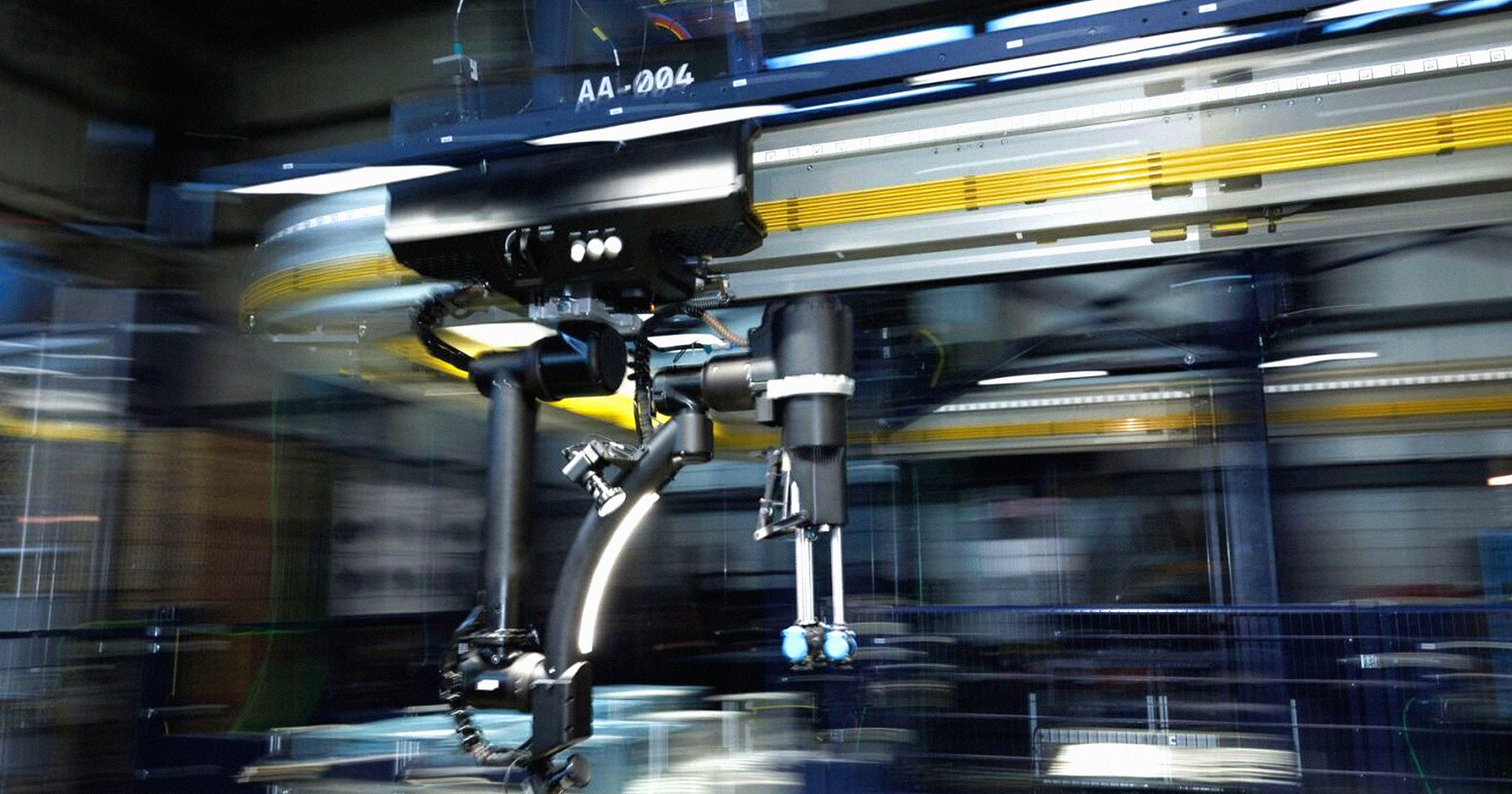 futurism.com - Victor Tangermann - Amazon's Shiny New Warehouse Robot Just Failed in Spectacular Style