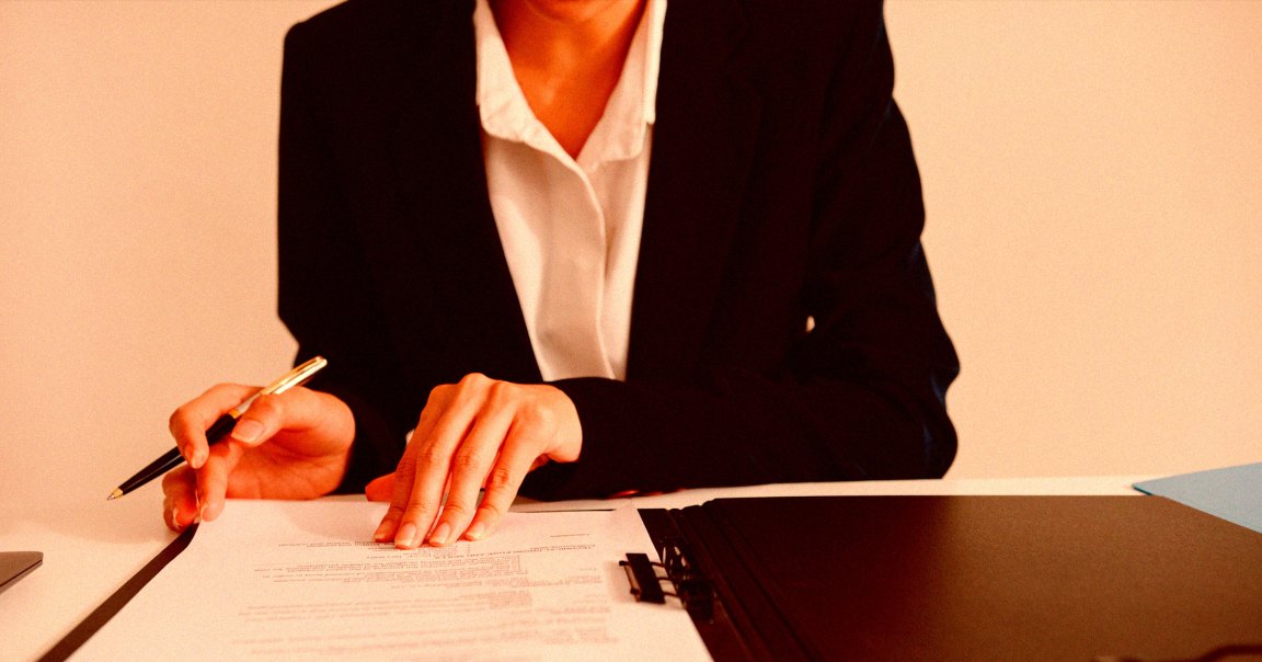 OpenAI researcher Zoë Hitzig declared in a New York Times essay that she was resigning from the company, raising concerns over ads.