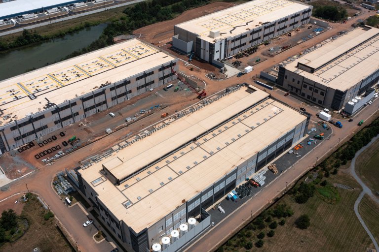 Aerial view of a large AWS data center in Virginia.