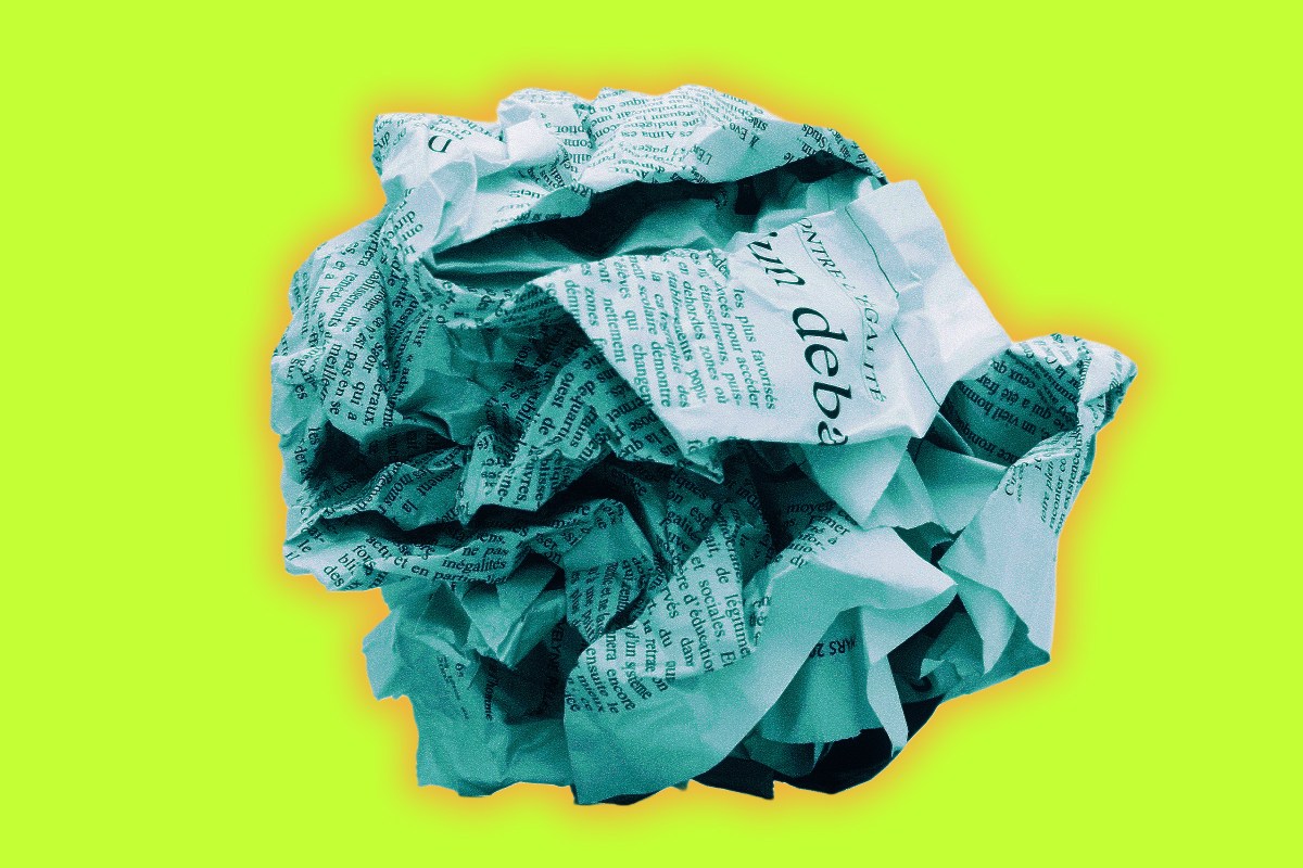 An Entire "Local Newspaper" Just Shut Down When All Its Reporters Were Busted as AI Fakes
