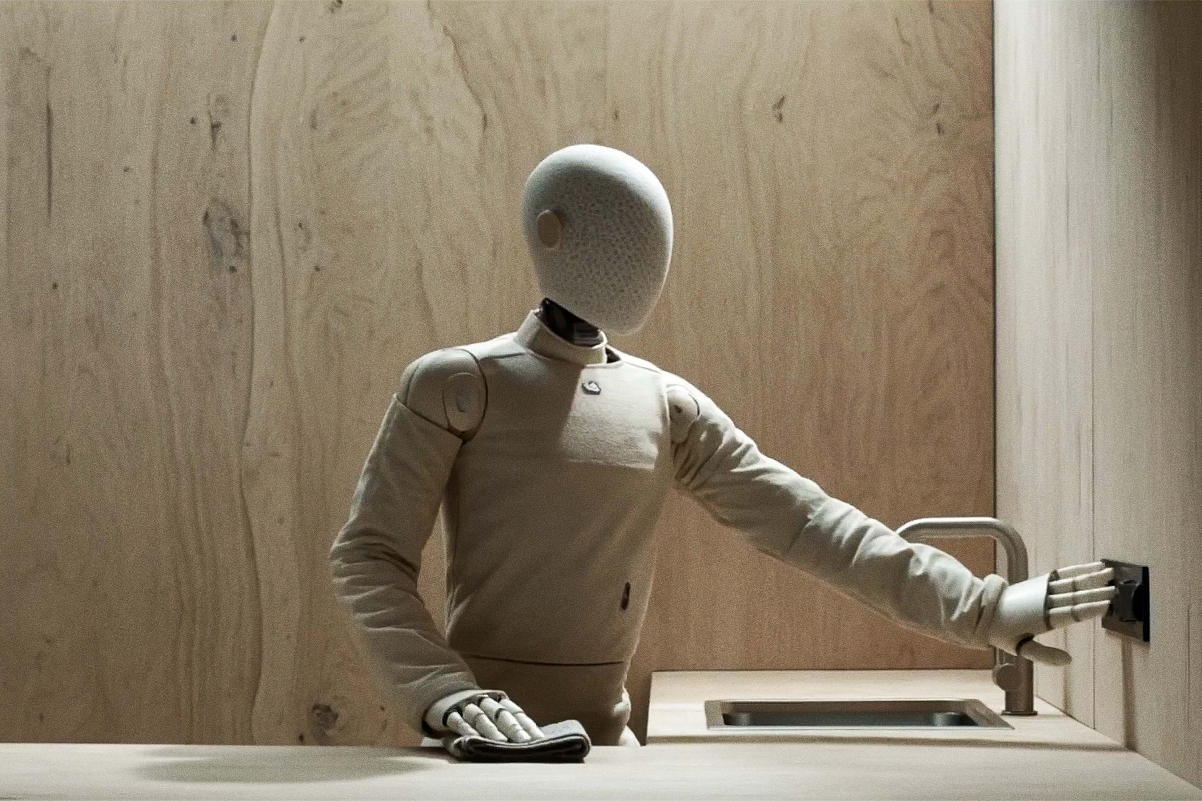 futurism.com - Victor Tangermann - Google DeepMind Partner Admits Its Video of a Humanoid Robot Is Fake