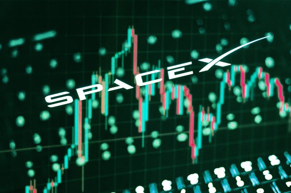 A photo collage shows the logo of SpaceX on the screen, set against a candlestick chart of SpaceX stock on TradingView.