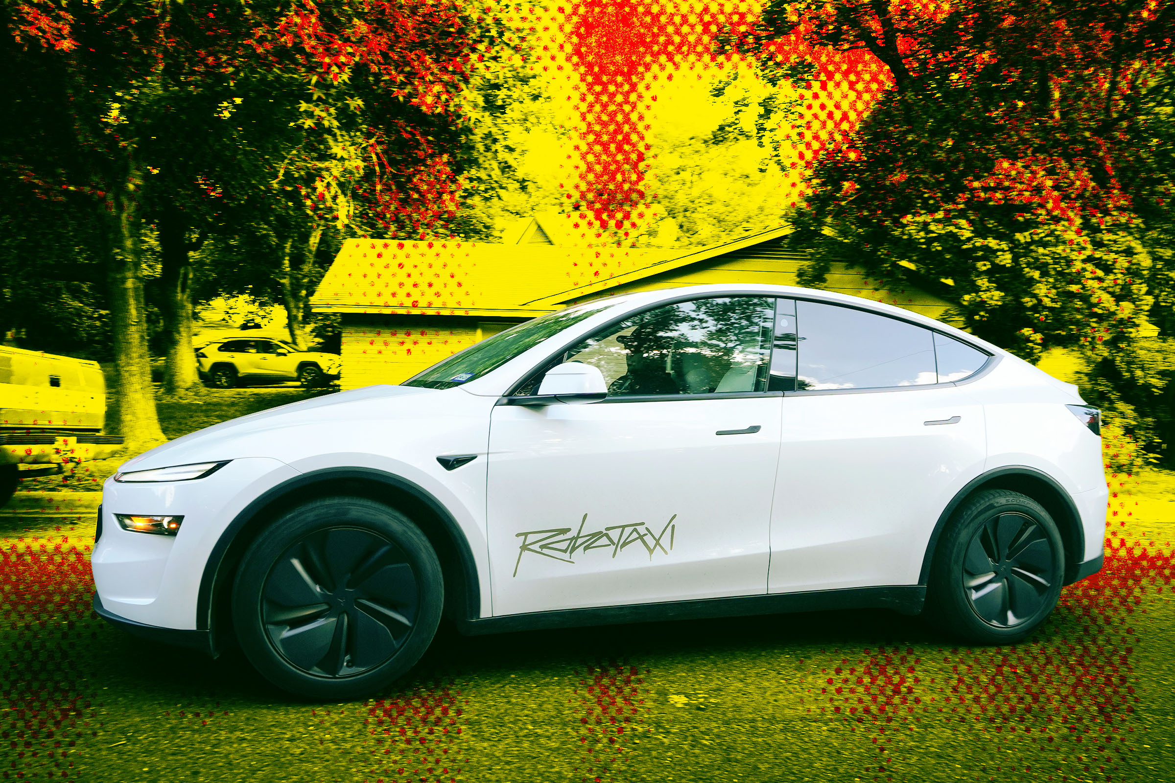 Tesla’s Robotaxis Are a Complete Disaster