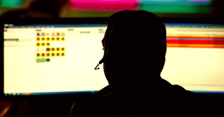 A photo of an emergency number operator.