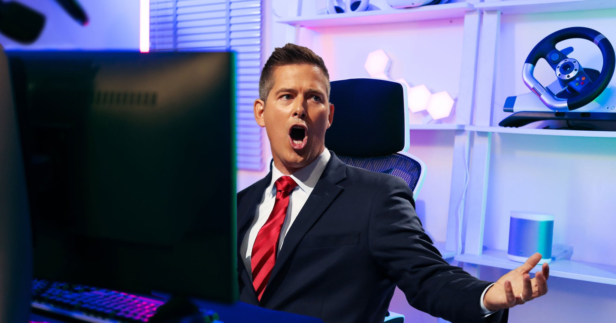 futurism.com - Frank Landymore - Transportation Secretary Announces That the Air Traffic Controller Crisis Is History Now That He's Hired Thousands of Epic Gamers