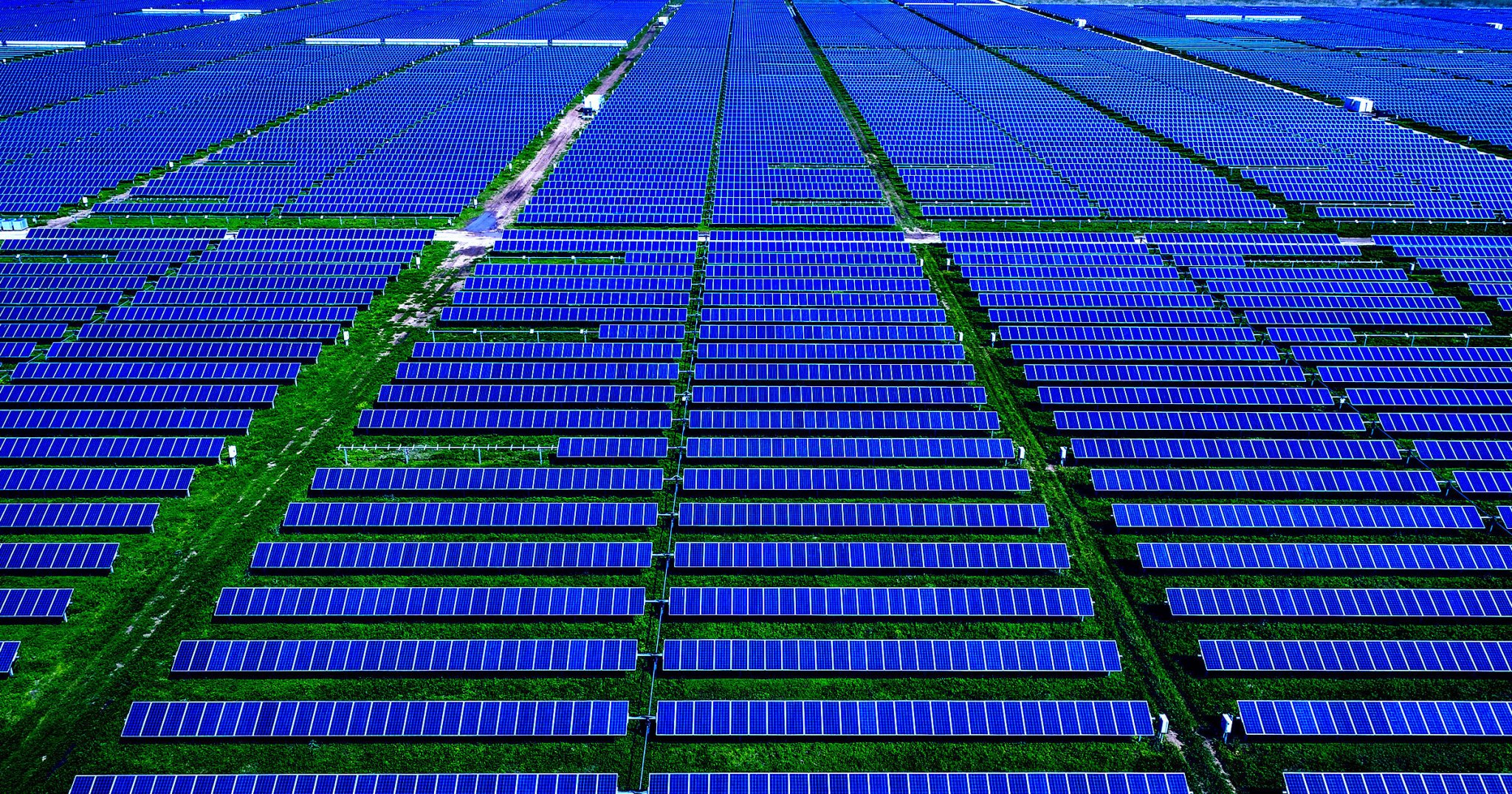 futurism.com - Joe Wilkins - Texas Avoids Blackout by the Grace of Solar Power