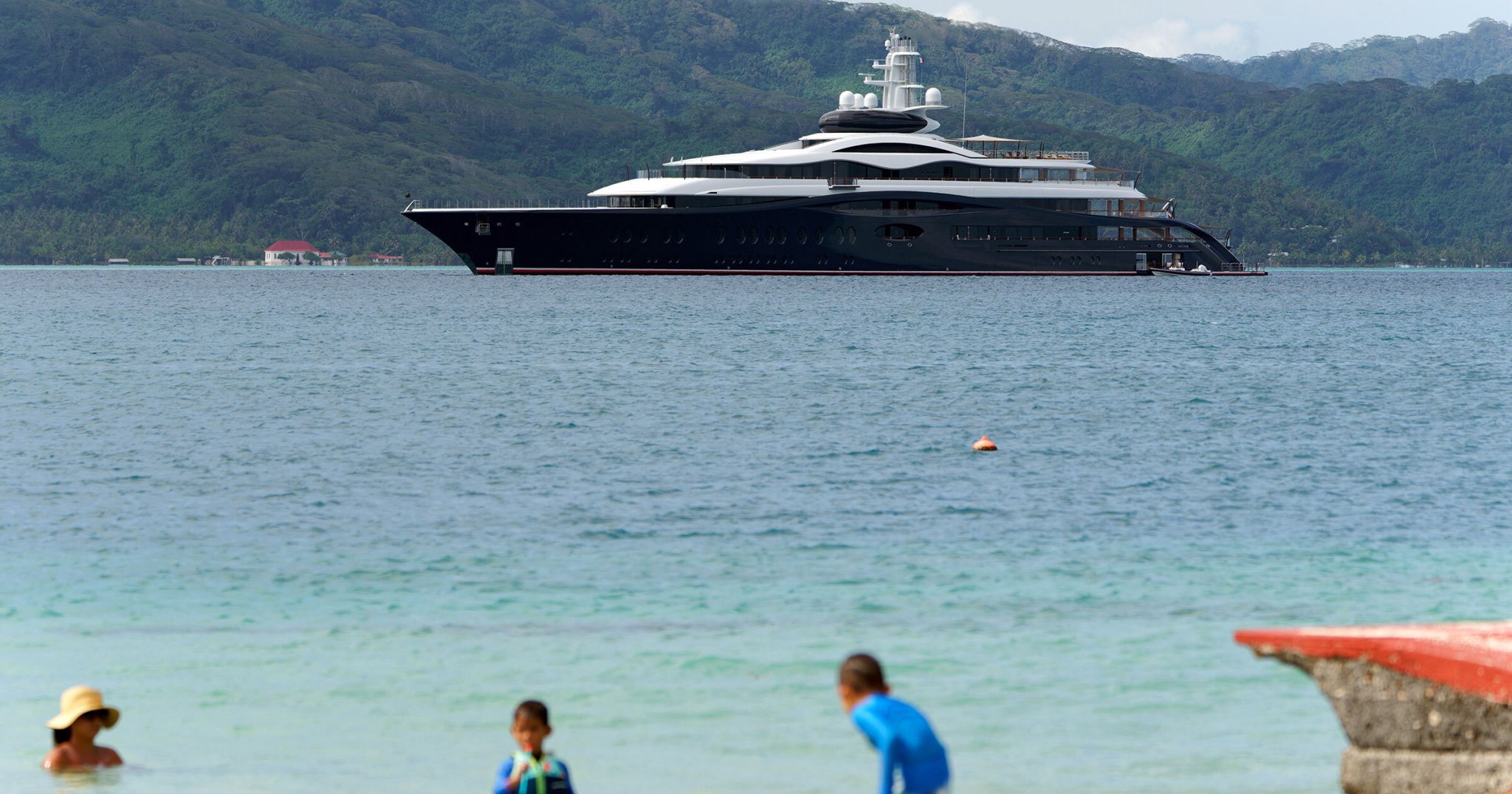 Zuckerberg Under Fire After His Superyacht Declined to Help a Vessel in Distress
