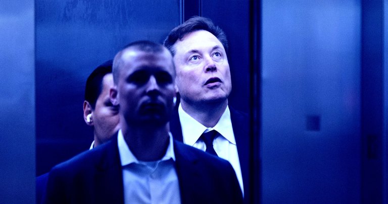 Elon Musk arrives to court at the Ronald V. Dellums Federal Building on April 30, 2026 in Oakland, California.