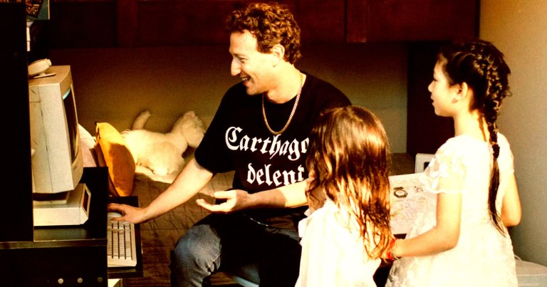 A photo showing Mark Zuckerberg and his daughter.
